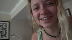 'Creampie City - Filled to the Brim' screenshot nº 4