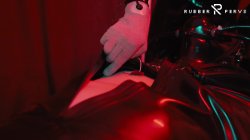 'E-Play for the Rubberslave in Bodybag and Heavy Rubber Mask' screenshot nº 106