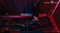 'E-Play for the Rubberslave in Bodybag and Heavy Rubber Mask' screenshot nº 84
