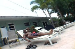 Captura de 'Poolside Plumpers' nº 116