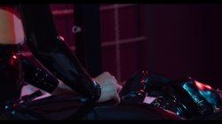 'Full Rubber Couple Cuddle' screenshot nº 55