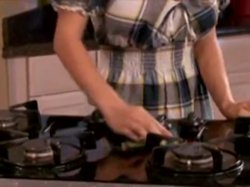 Captura de 'Erotic Ghost Whisperer' nº 139