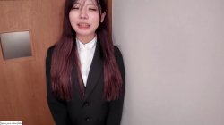 Captura de 'In Between Job Hunting' nº 2