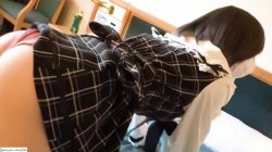 'Slim Legs In Thigh-High Socks' screenshot nº 46