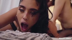 Captura de 'Poppin' Latin Pussy 24' nº 105