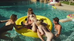 'Trans Pool Party' screenshot nº 51