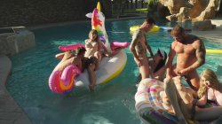 'Trans Pool Party' screenshot nº 84