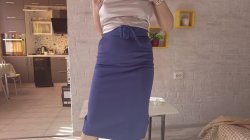 'Karolina MILF Films Herself Making Her Pussy Squirt' screenshot nº 4