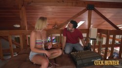 Captura de 'Tall Curvy Blonde Lovely Lo Rides Husband's Studio Friend BBC' nº 12