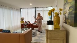 'Bunny Enjoys Her Big House and a Guy's Big Cock' screenshot nº 70