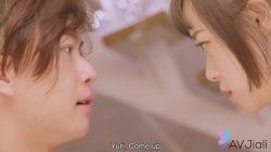 Captura de 'Yuli and Her New Friend Go Back to His Place and She Sucks His Dick' nº 66