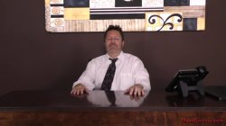 Captura de 'Your Wife & Your Boss: Cuckold Blowjob' nº 1