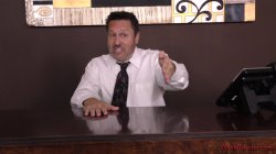 Captura de 'Your Wife & Your Boss: Cuckold Blowjob' nº 7