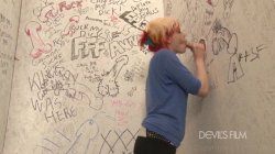 Captura de 'Tranny Glory Hole Surprise' nº 46