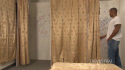 Captura de 'Tranny Glory Hole Surprise' nº 78