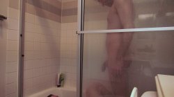 Captura de 'Bathroom Sluts' nº 70