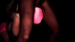 Captura de 'Pornstars Love Trannies #4' nº 37