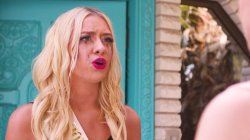 Captura de 'Mean Girls XXX: A Porn Parody' nº 10