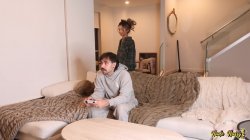 Captura de 'Kinky Threesome with Jennifer White & Ava Amira' nº 2