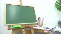 'Hot Tattooed Teacher Lesbian Sex With Her Students' screenshot nº 137