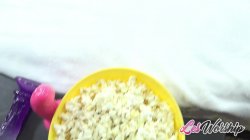 'Two Sexy Latina Enjoys Hot Lesbian Sex and Scissoring' screenshot nº 20