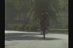 'Broken English' screenshot nº 2