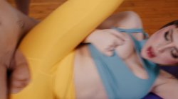 Captura de 'Bent Over Backwards' nº 49