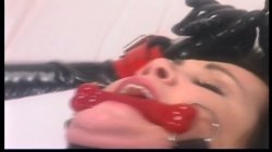 Captura de 'Rubber Sanitarium' nº 60