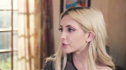 Captura de 'Petite Lesbian Having Sex' nº 63