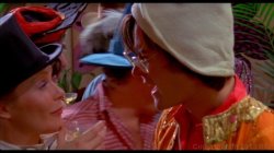Captura de 'Naked Came the Stranger' nº 34