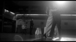 Captura de 'Naked Came the Stranger' nº 104