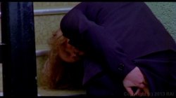 Captura de 'Naked Came the Stranger' nº 26