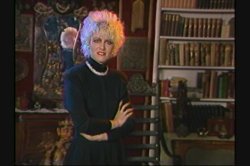 Captura de 'Pretty In Black' nº 7