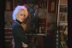 Captura de 'Pretty In Black' nº 10