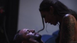 Captura de 'Privileged' nº 27