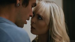 Captura de 'Privileged' nº 64