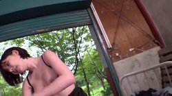 'Eimi Fukada seduces man outdoor!' screenshot nº 110