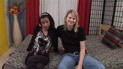 '18 Year Old Lesbians 6' screenshot nº 2