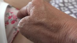 'Daddy Please Creampie Me 2' screenshot nº 2