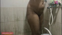 Captura de 'Bathroom Romance With Girlfriend' nº 5
