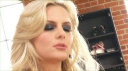 Captura de 'Men In Uniform Love Big Tits' nº 120