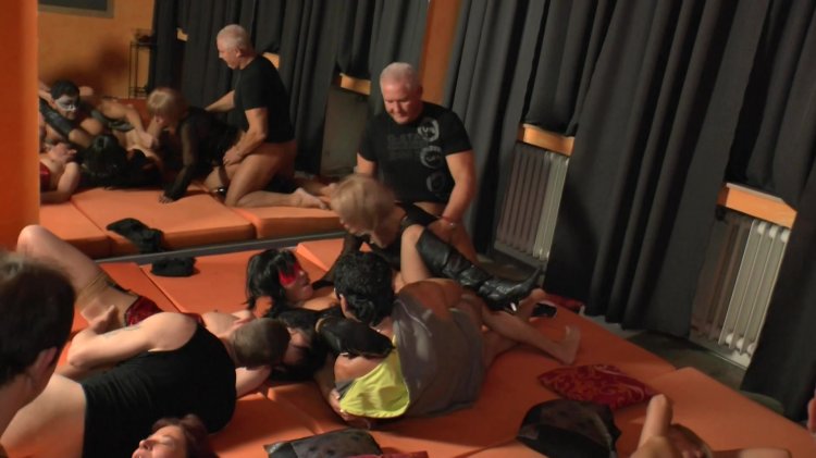 streaming porn video screenshot