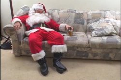 Captura de 'I Saw Mommy Eating Santa Claus 2' nº 6