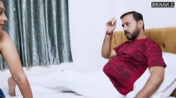 Captura de 'Threesome Sex With Hot Beautiful Girl' nº 15