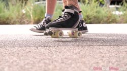 Captura de 'Audrey Quinn & Taylah Rose: Roller Skating' nº 33
