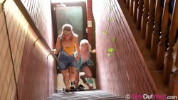 Captura de 'Audrey Quinn & Taylah Rose: Roller Skating' nº 45