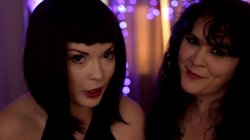 'Femdom Strap-On Threesome' screenshot nº 4