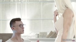 Captura de 'Sharing With Stepmom 5' nº 90