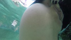 'Pool Party Orgy' screenshot nº 4