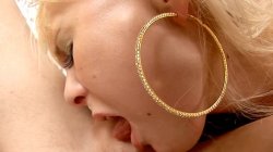 Captura de 'Sweet Young Blondes' nº 43